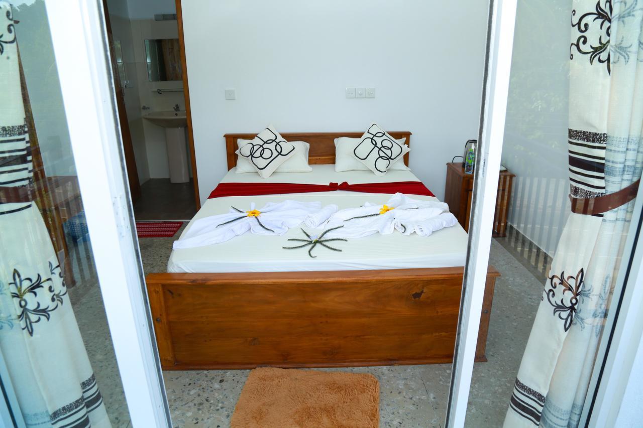 Muthu Resort & Restaurant Тангалла Экстерьер фото