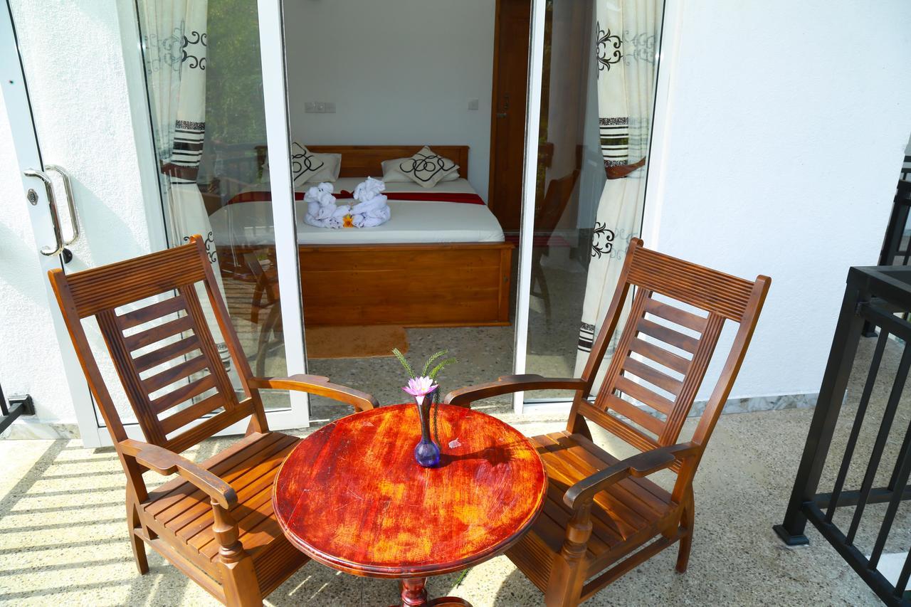 Muthu Resort & Restaurant Тангалла Экстерьер фото