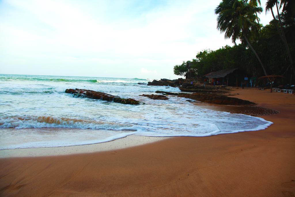 Muthu Resort & Restaurant Тангалла Экстерьер фото
