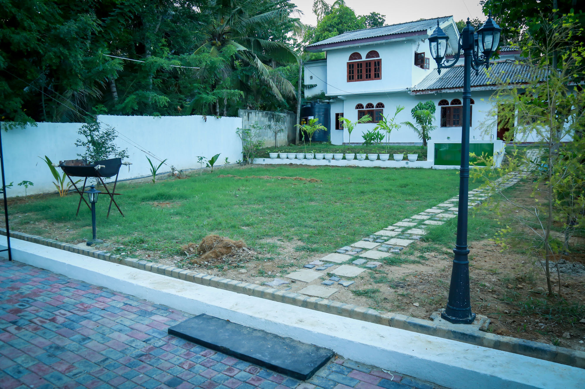 Muthu Resort & Restaurant Тангалла Экстерьер фото